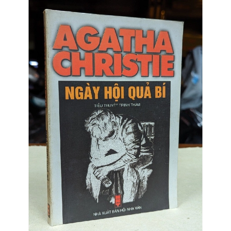 NGÀY HỘI QUẢ BÍ - AGATHA CHIRISTIE 120491