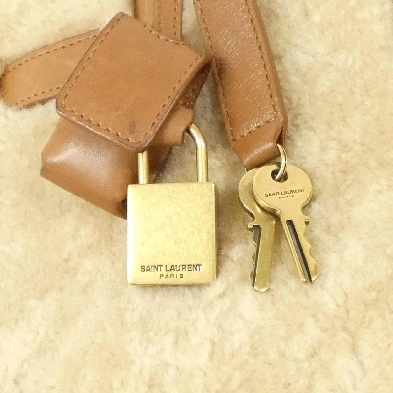 Túi xách Nano Sac de Jour 398711 29X3W - Hàng hiệu Authentic 803645