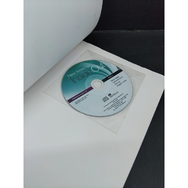 New American inside out beginner workbook with audio cd mới 80% bẩn bìa, ố nhẹ, tróc bìa, tróc gáy 2017 HCM2811 Peter Maggs, Catherine Smith, Sue Kay, Vaughan Jones HỌC NGOẠI NGỮ 356612