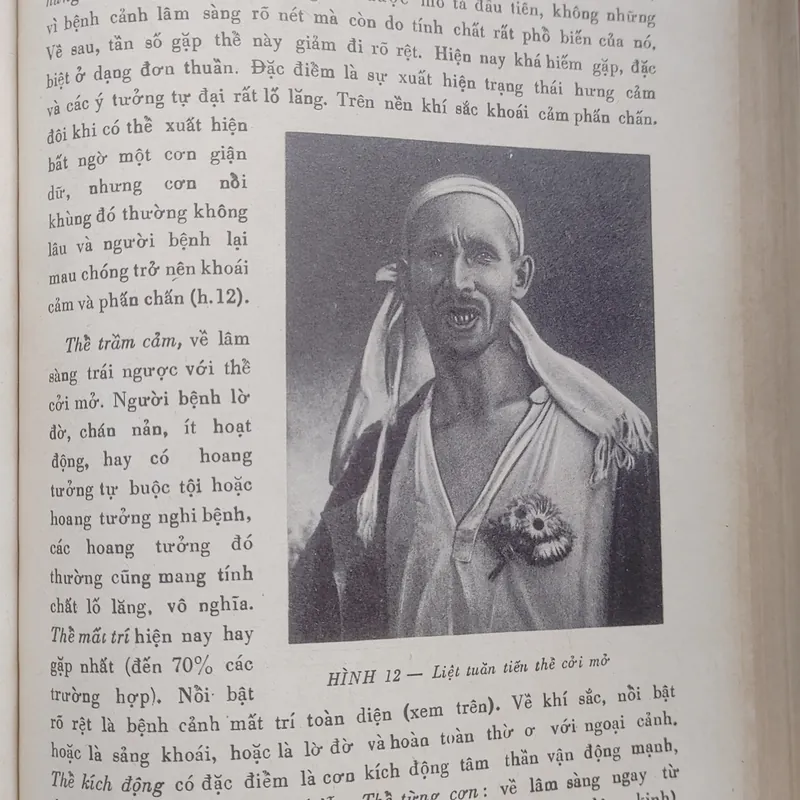 TÂM THẦN HỌC  625388