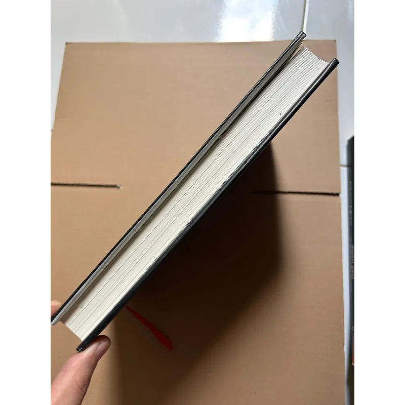 Những bá chủ không gian - Elon Musk, Jeff Bezos và công cuộc chinh phục vũ trụ 751994