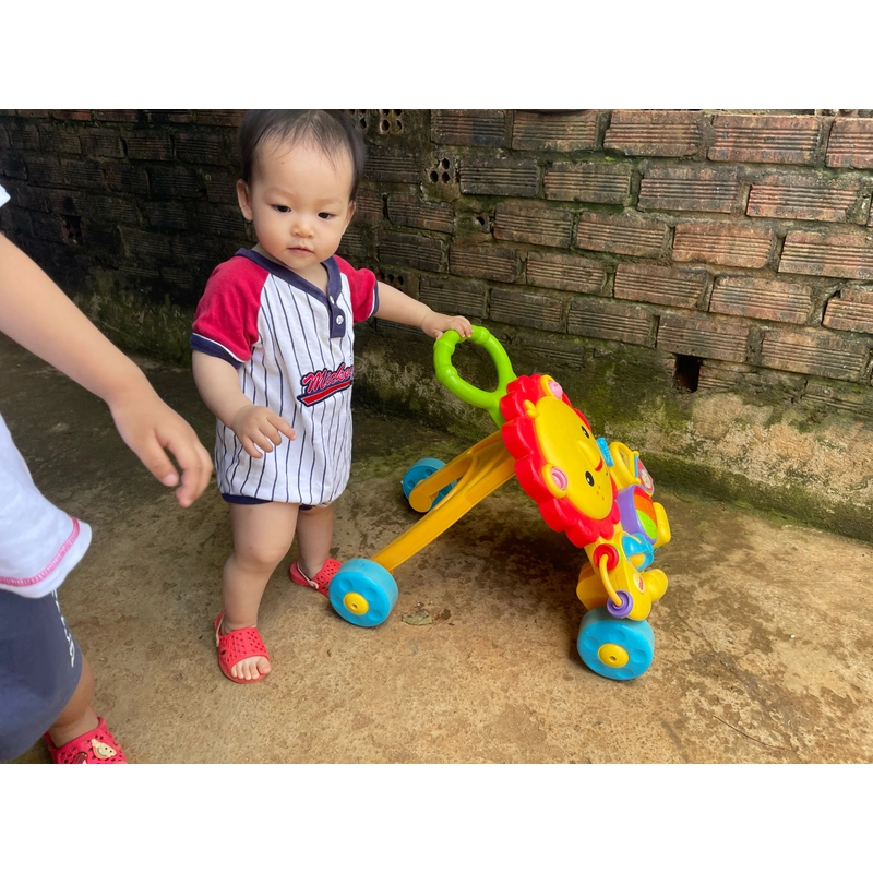 Xe tập đi fisher price còn mới 469993