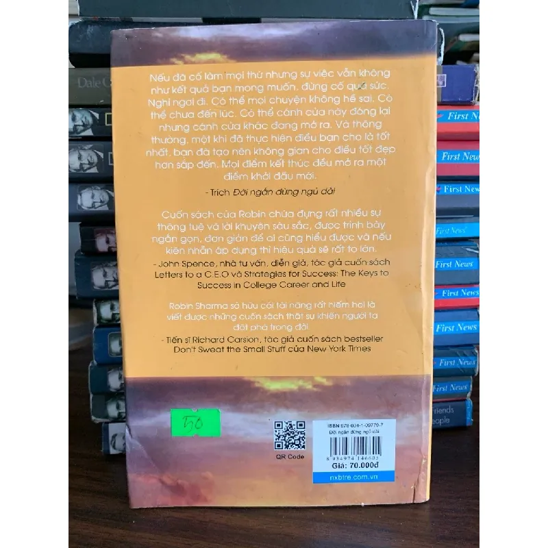 Đời ngắn đừng ngủ dài- Robin Sharma 702166