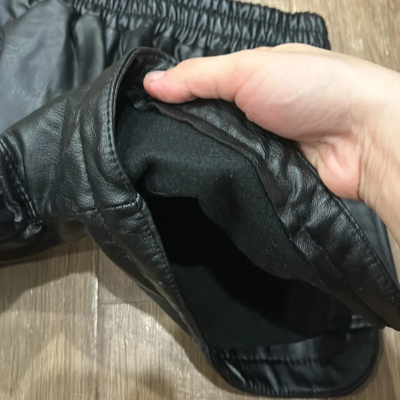 Quần short da 662334