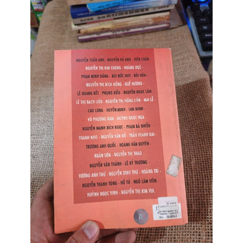 Ơn Thầy 2004 mới 80% (Văn học Việt Nam) HLSC2404 1028512