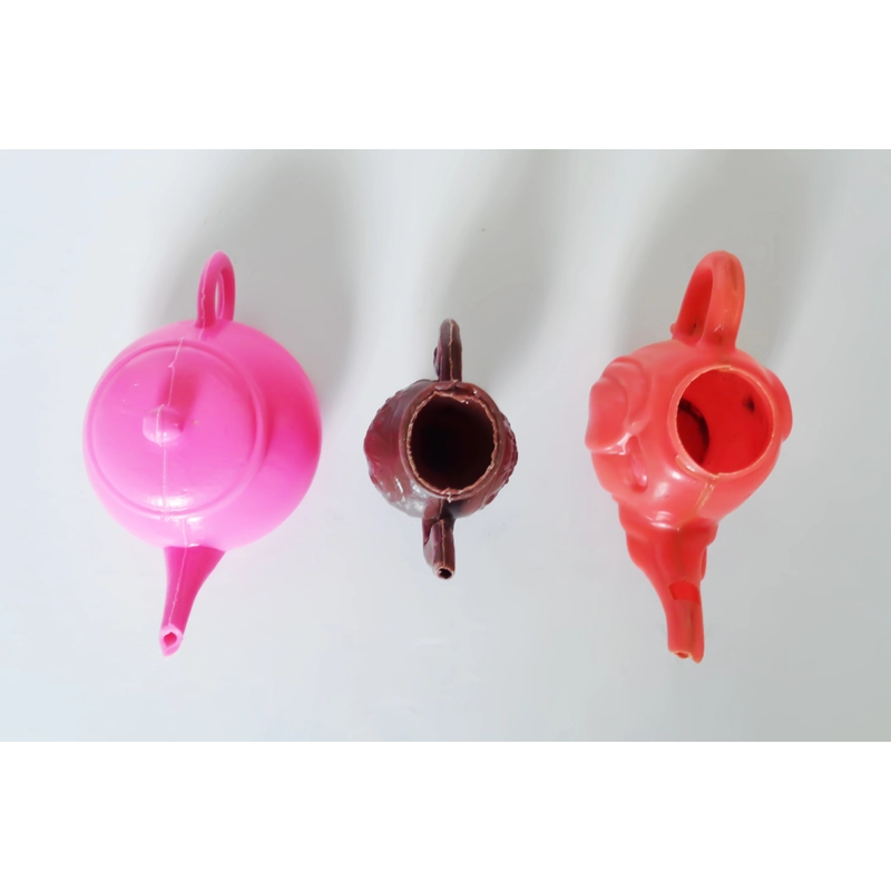 Lô 03 bình, ấm nhựa mini trong bộ chơi đồ hàng xưa phiên bản tuổi thơ 9x 454828