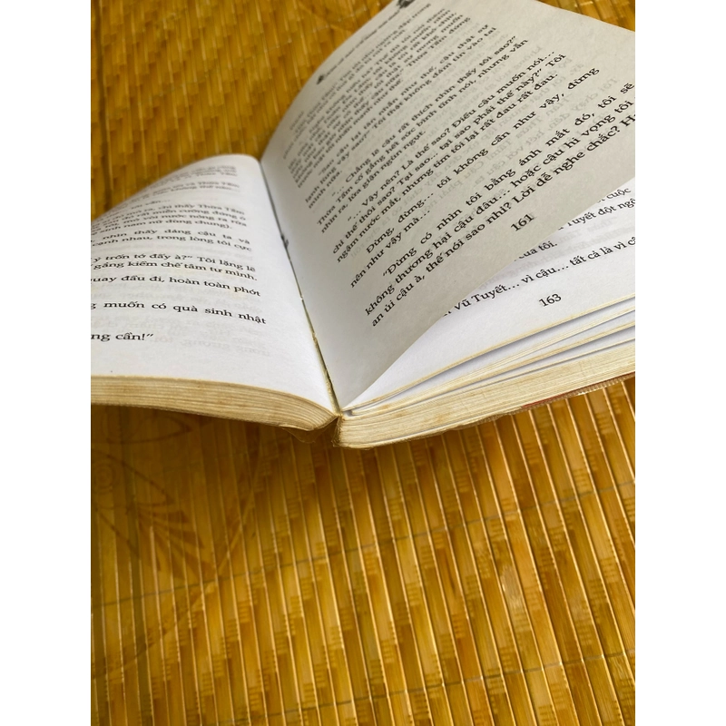 Hôn cái nào cô nàng xấu tính 521257