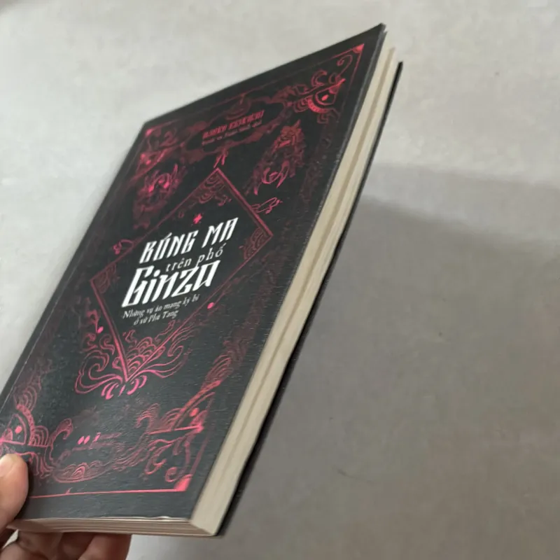 Bóng ma trên phố Ginzo 747899