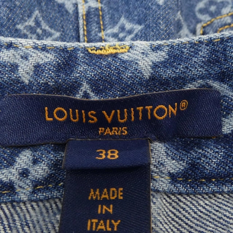 Quần short LOUIS VUITTON FRPT64EFY 647305