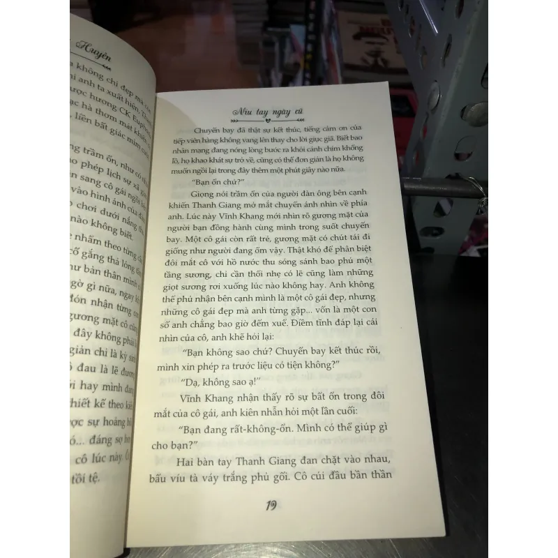 Níu tay ngày cũ - Lê Thu Huyền 996624