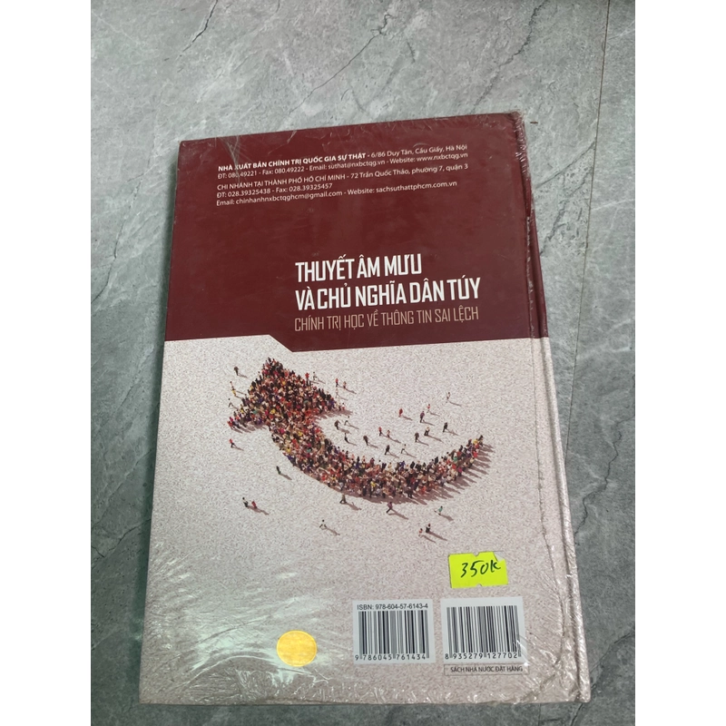 THUYẾT ÂM MƯU VÀ CHỦ NGHĨA DÂN TÚY CHÍNH TRỊ HỌC VỀ THÔNG TIN SAI LỆCH 274307