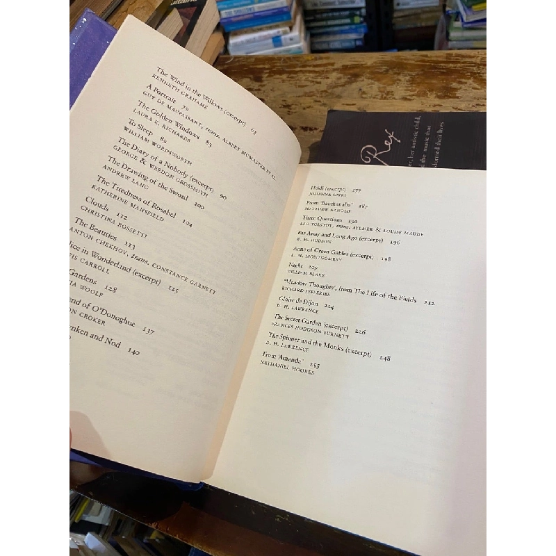 Bedtime Stories for Stressed Out Adults 1017969