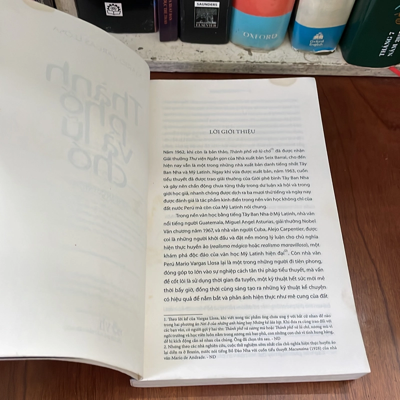 II Nobel Văn Chương 2010: Thành Phố Và Lũ Chó - MARIO VARGAS LLOSA - 2012 541284