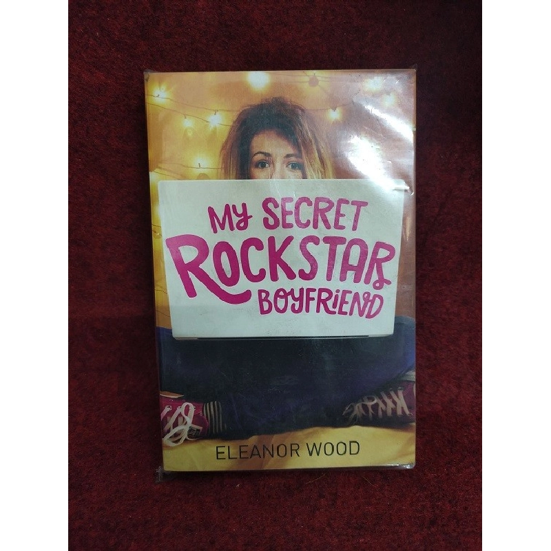 [Phiên Chợ Sách Cũ] My secret Rockstar Boyfriend 2303 413599