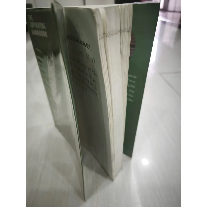 Khiêu vũ với ngòi bút 718451