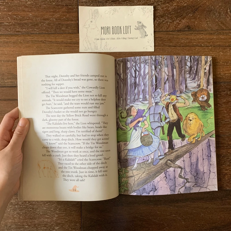 Sách tranh tiếng anh The Wizard of Oz, Used, Classic Collection 462342