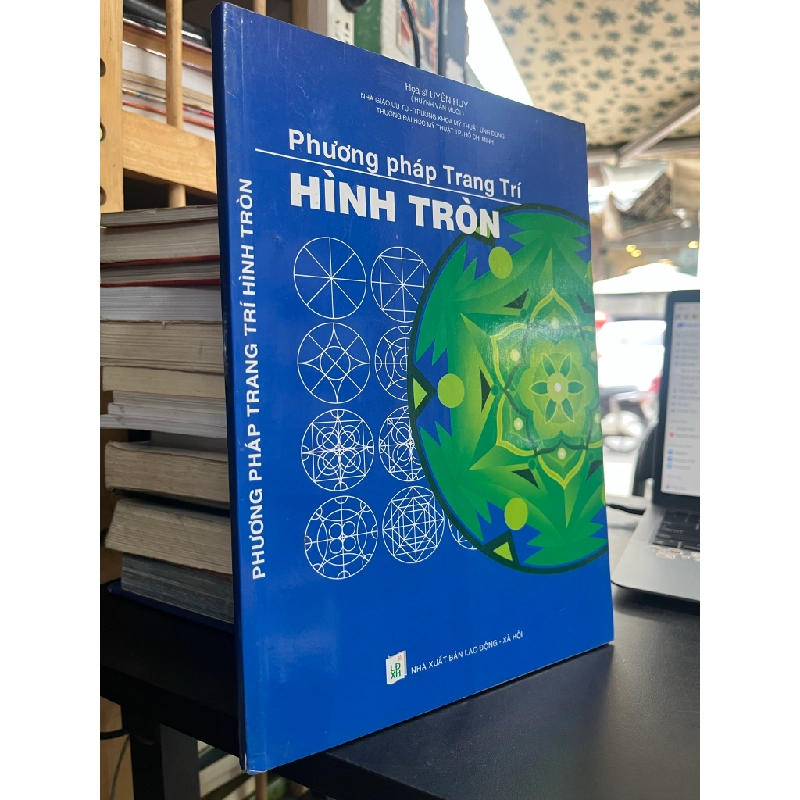 Phương pháp trang trí: Hình Tròn - Hoạ sĩ Uyên Huy 492615