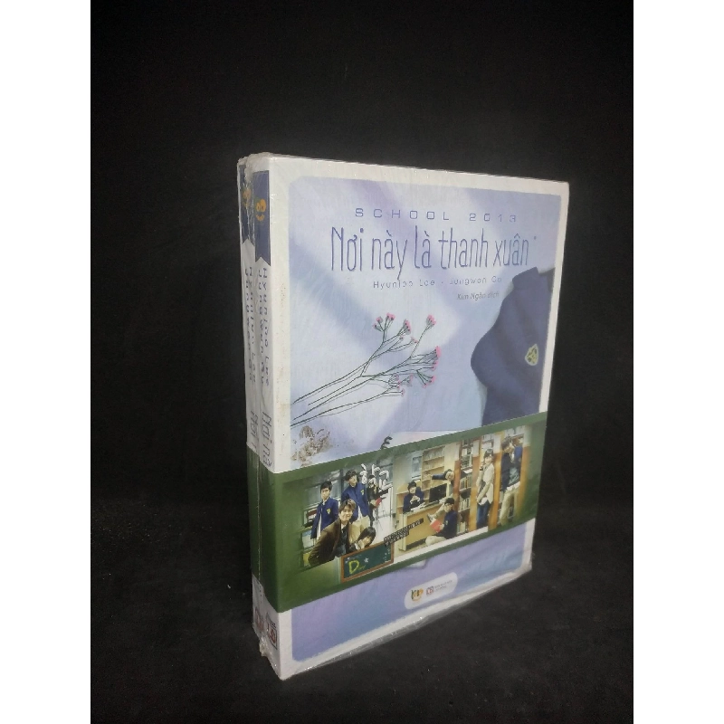 Bộ 2 cuốn Nơi này là Thanh Xuân School 2013 mới 90% HCM3003 911301
