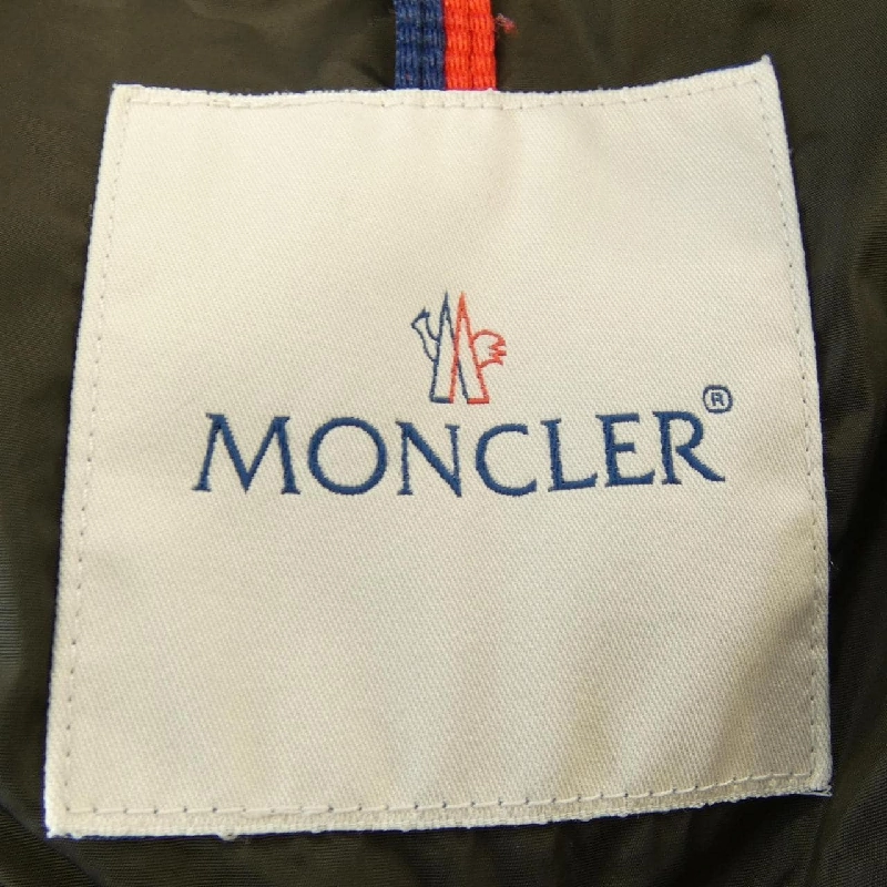 Áo khoác lông vũ MONCLER 637680