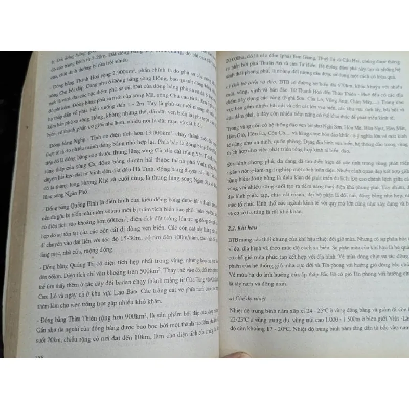 Địa lí các vùng kinh tế Việt Nam - nhiều tác giả 698232