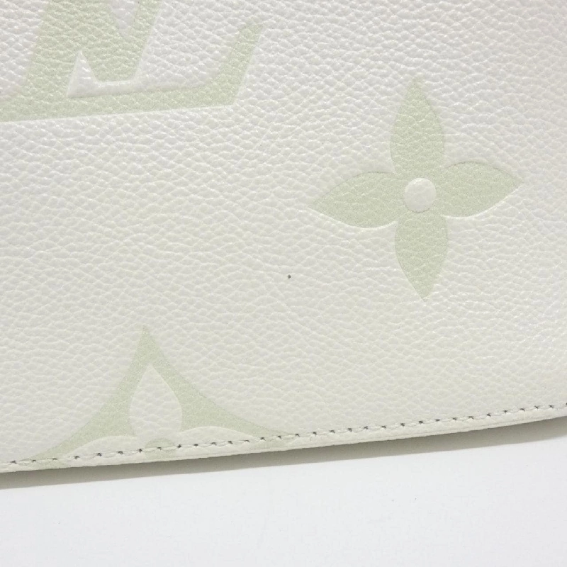 Túi xách vai Louis Vuitton Monogram Empreinte Neo Noé BB M24048 - Hàng hiệu Chính hãng 776554