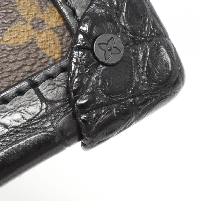 Túi đeo vai Louis Vuitton Monogram + Da kỳ lạ Soft Trunk N98255 613689