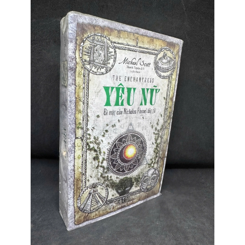 [Phiên Chợ Sách Cũ] Yêu Nữ - Bí Mật Của Nicholas Flamel Bất Tử - Michael Scott, 2018 S1809 SBM 925151
