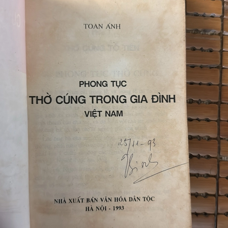 Phong tục thờ cúng trong gia đình Việt Nam - Toan Ánh 479389