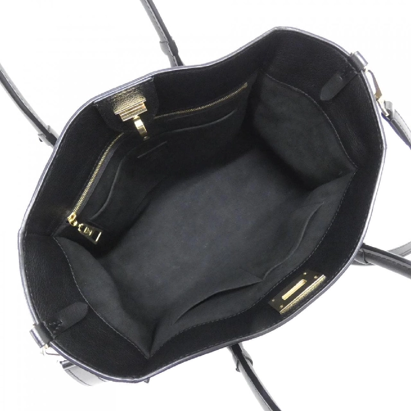 Túi Louis Vuitton On My Side GM M22225 617908