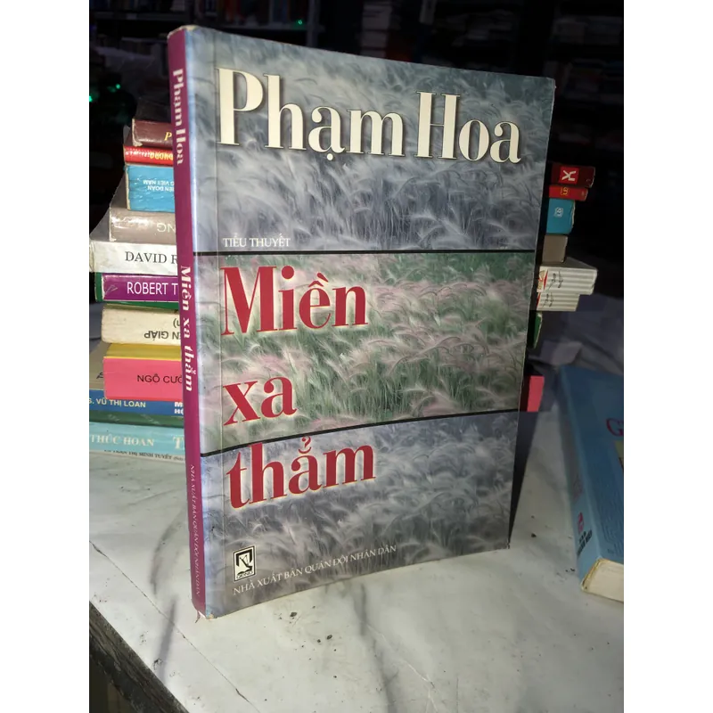 Miền xa thẳm 713632