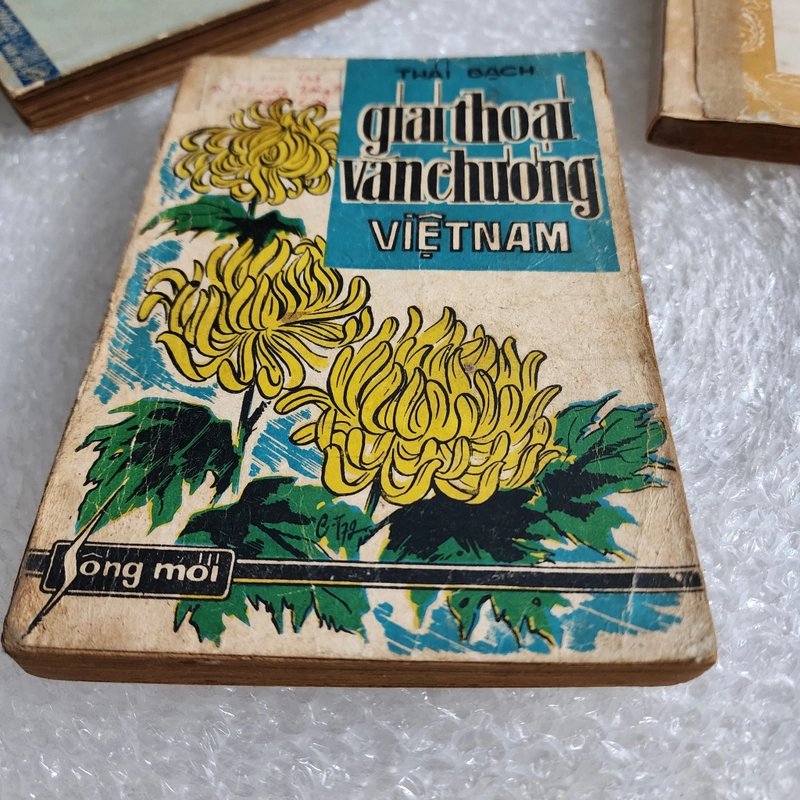 Giai thoại văn chương Việt Nam | Thái Bạch | 1972 451464