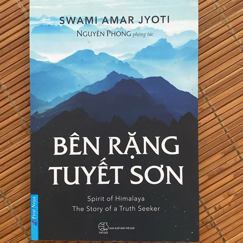Bên rặng tuyết sơn 741027