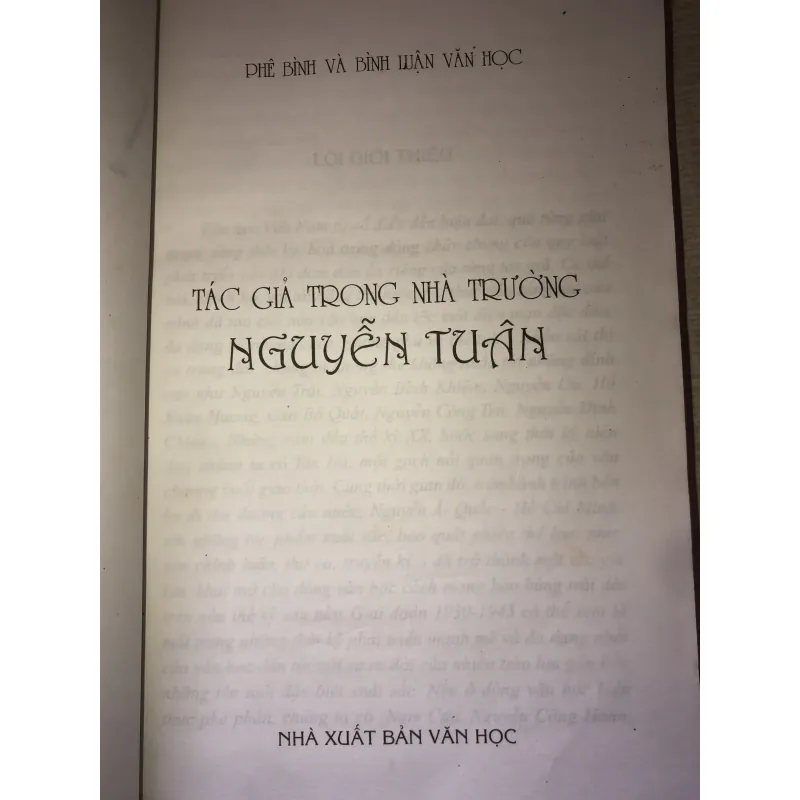 Tác phẩm trong nhà trường Nguyễn Tuân - NXB Văn Học 934866