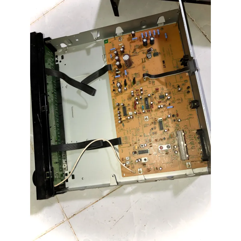 Máy FM/AM Stereo Tuner (Bộ thu sóng radio) của hãng Kenwood 801142