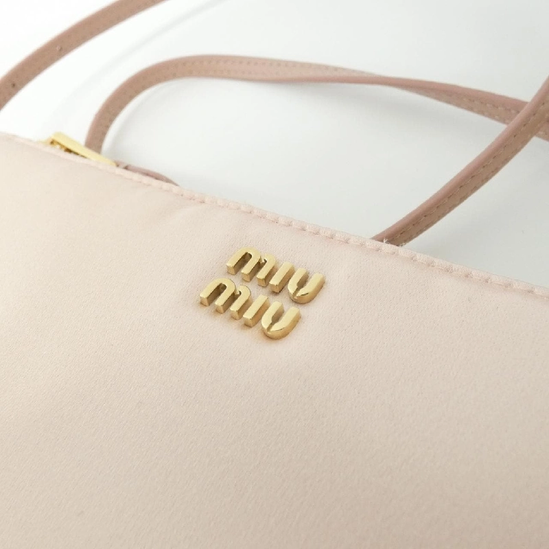 【Sản phẩm mới】Miu Miu 5NI007 Túi đeo 623808