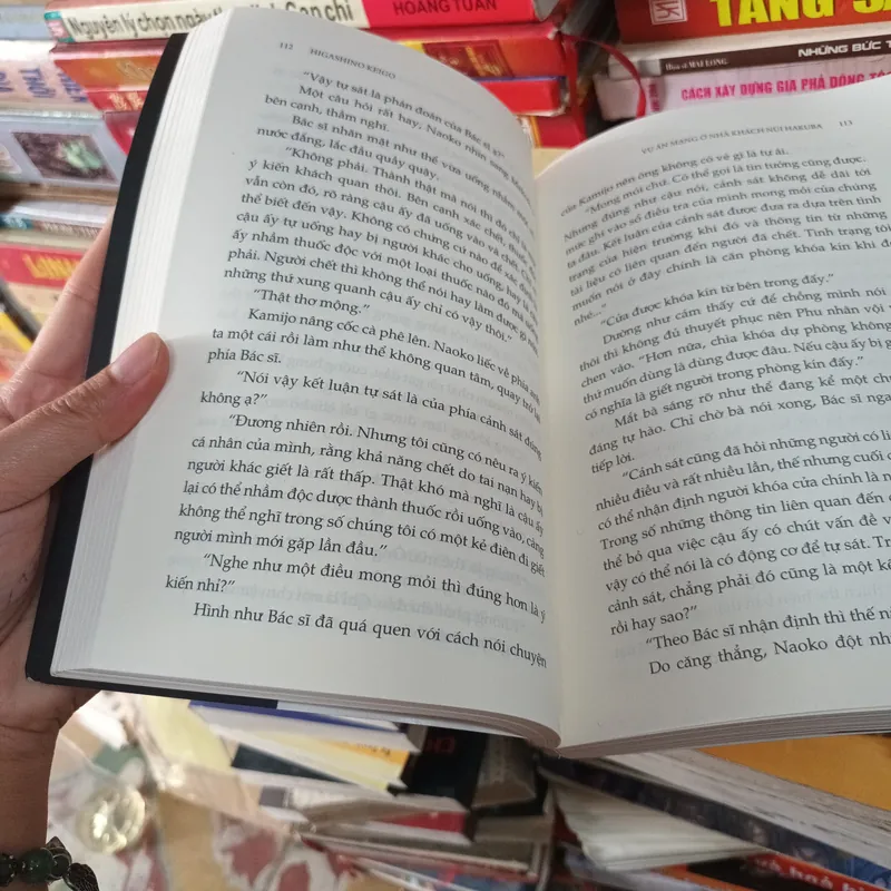 Vụ Án Mạng Ở Nhà Khách Núi Hakuba- Higashino Keigo 698651