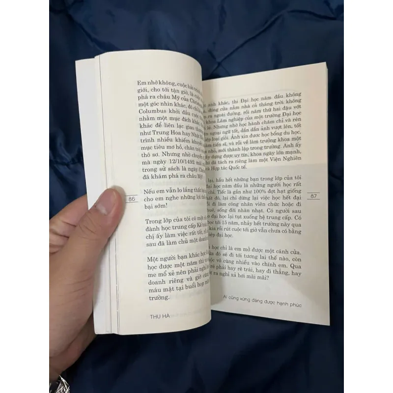 Ai cũng xứng đáng được hạnh phúc - Thu Hà (Mẹ Xu Sim), Mới 80% (Hoi) 45893