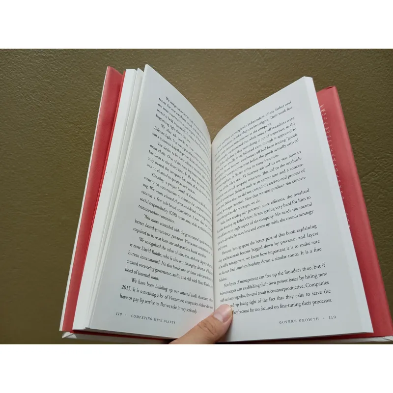 Competing with Giants english book sách tiếng Anh  1000150