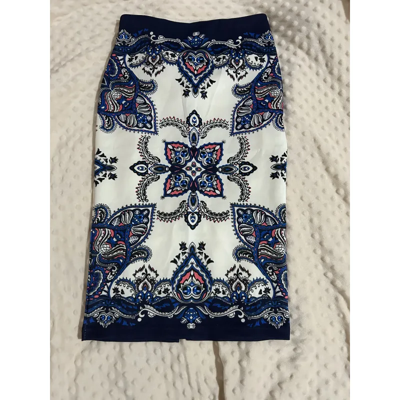 Chân váy qua gối 926180