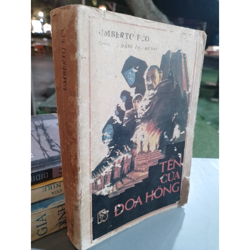 TÊN CỦA ĐOÁ HỒNG - UMBERTO ECO
 512723