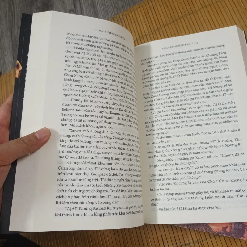 Trọn bộ 3t Đỏ Trỗi Dậy- Pierce Brown 1010647