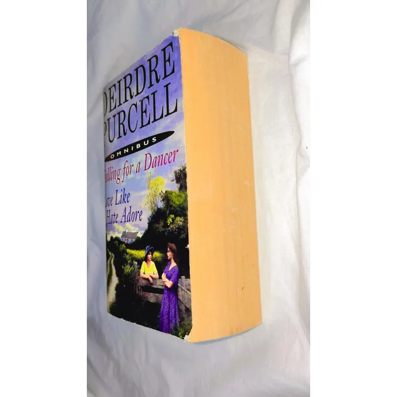 (Pocket size) Deirdre Purcell Omnibus (Calling for a Dancer / Love Like Hate Adore) |  748392