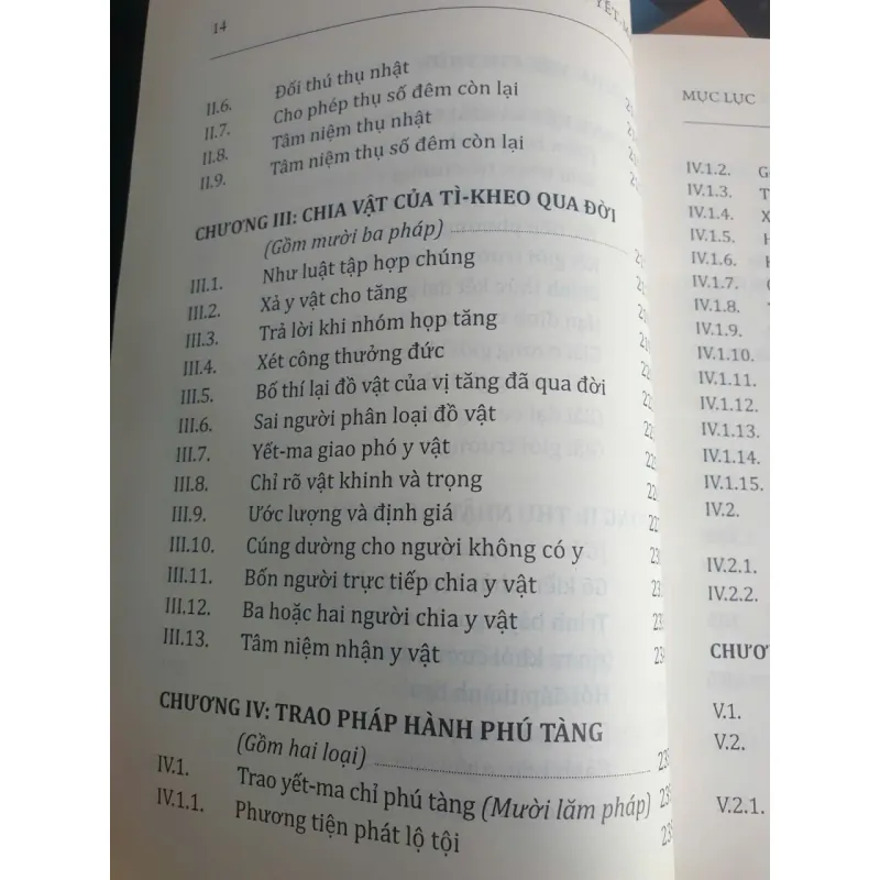 Sách Nghi Thức Yết-Ma - Phạm Lệ, Tôi Dịch, Nội Dung Sâu Sắc 640066