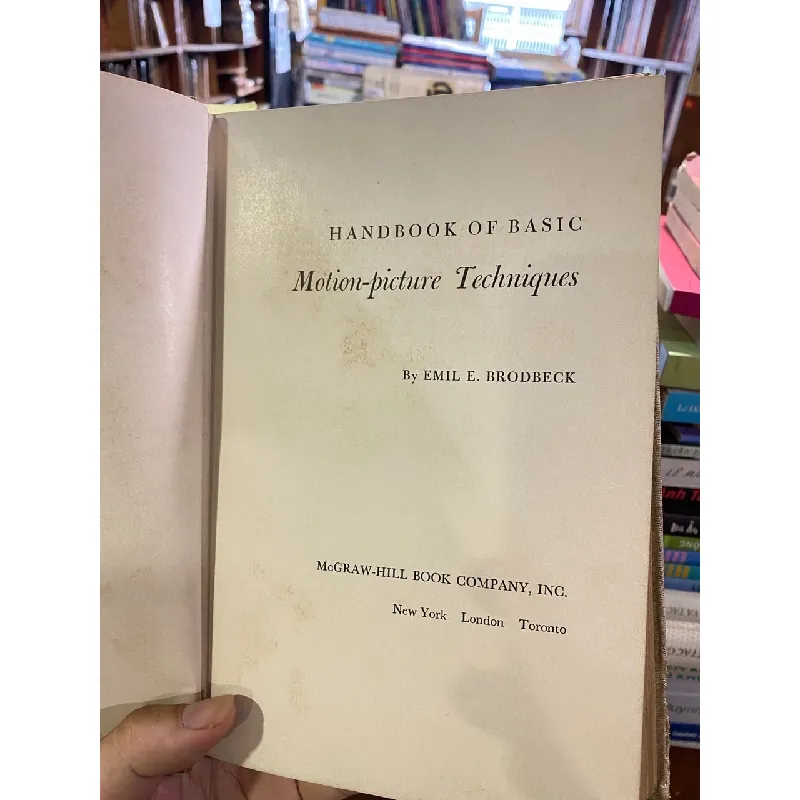 Handbook of Basic Motion Picture Techniques 726364