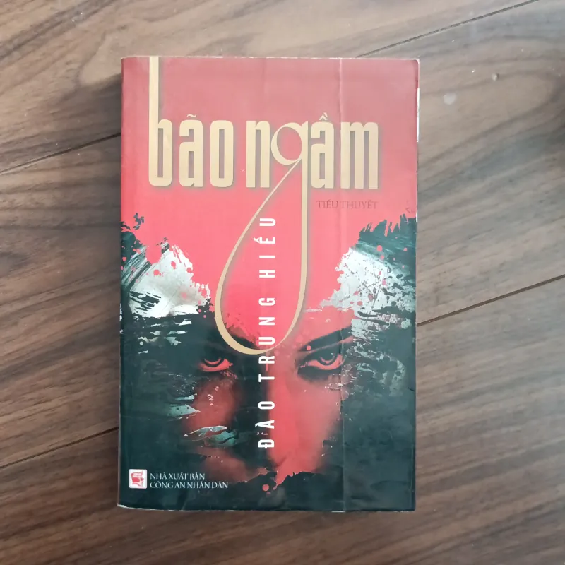 Bão ngầm (có đề tặng của tác giả) 759480