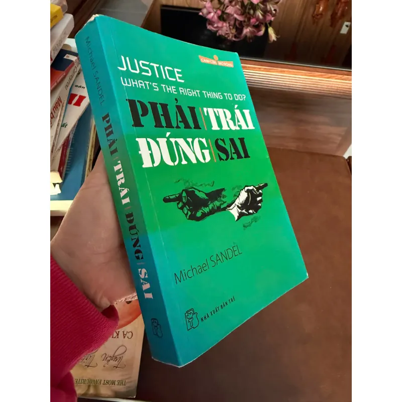 PHẢI TRÁI ĐÚNG SAI – Justice: What’s The Right Thing To Do? | Michael Sandel 974424