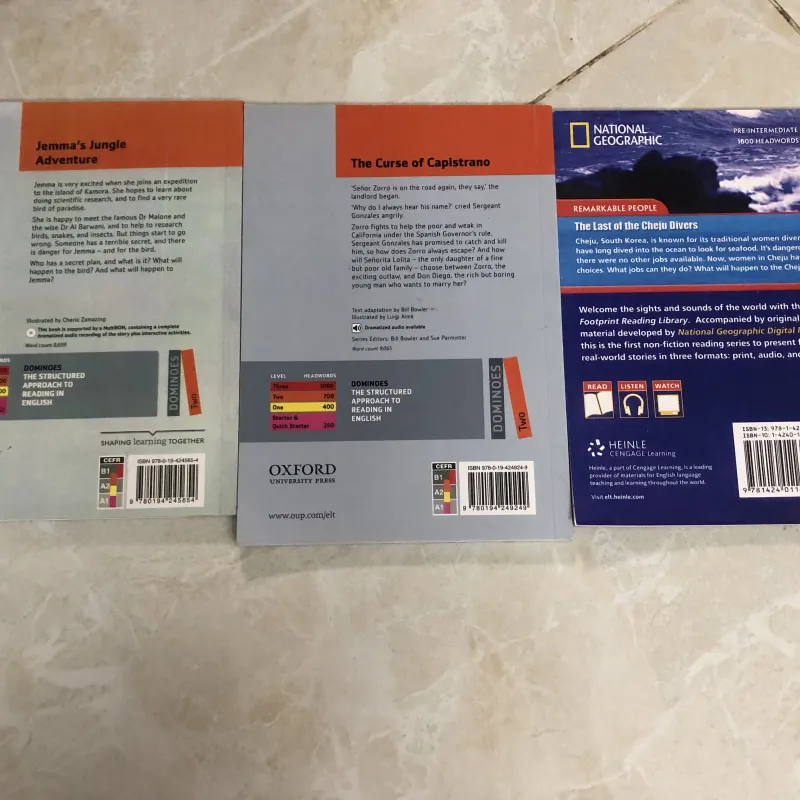 Sách truyện tranh tiếng anh  562285