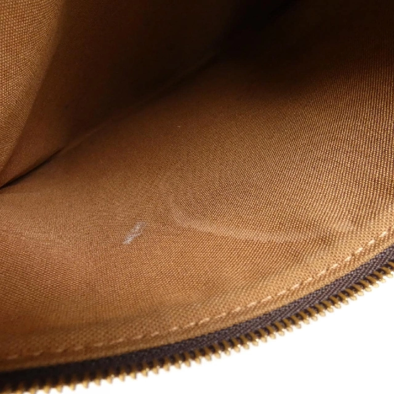 Túi đeo vai Louis Vuitton Monogram Pochette Bosphore M40044 613638