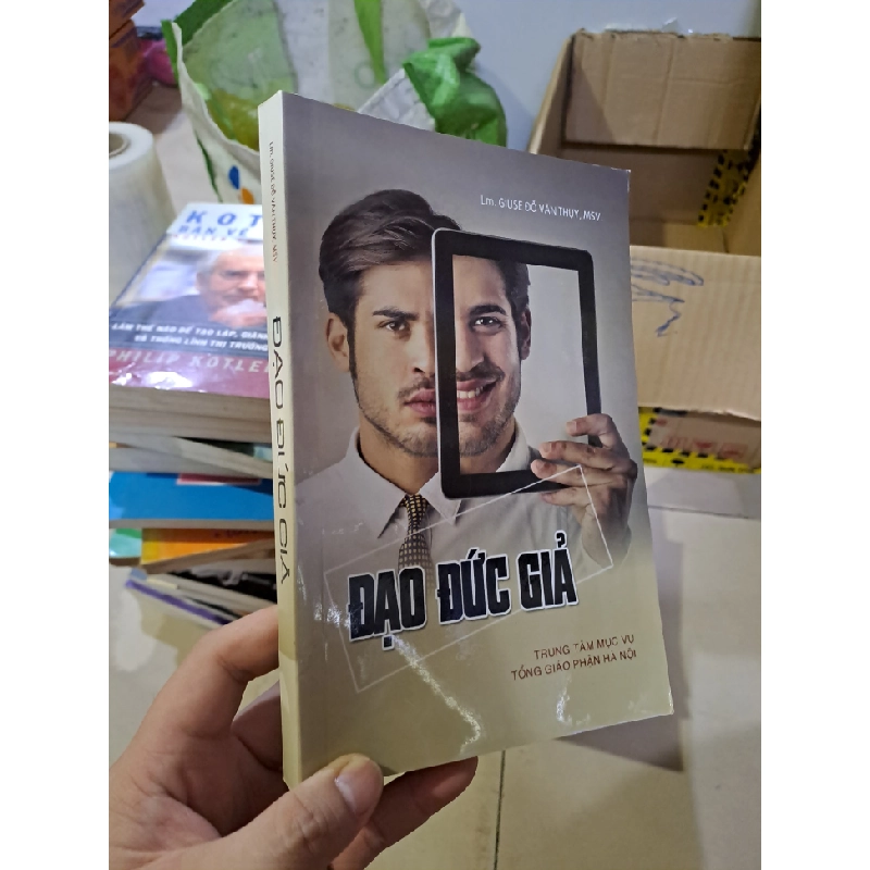 Đạo đức giả mới 90% HCM0308 KỸ NĂNG 524020