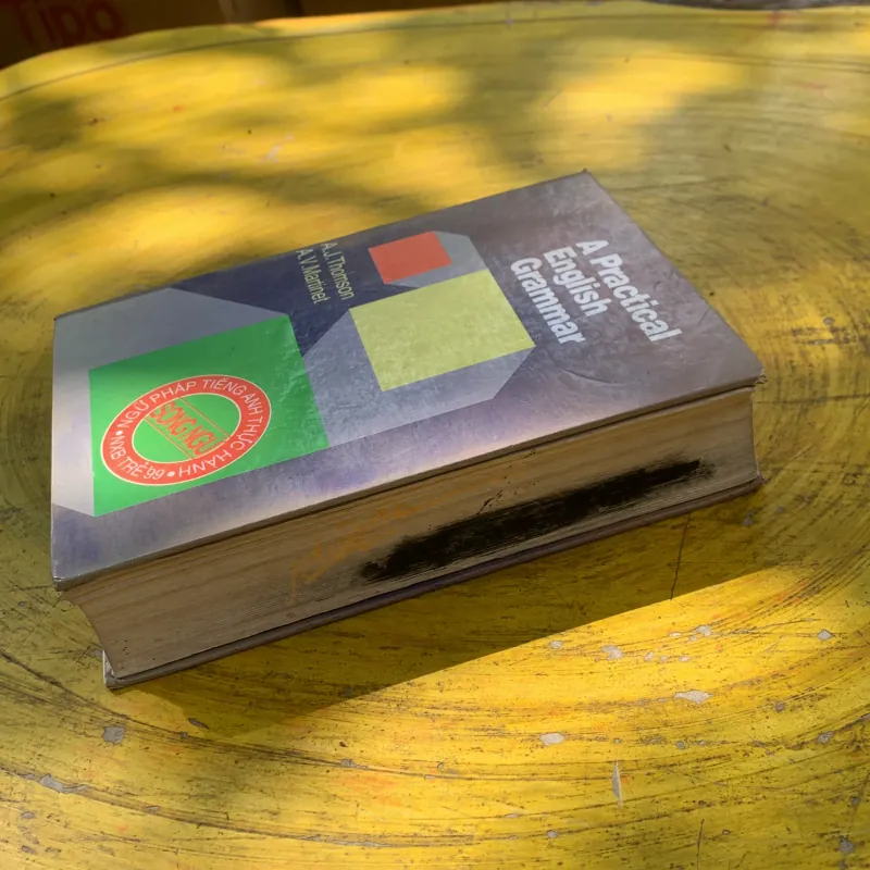 A PRACTICAL ENGLISH GRAMMAR- A.J. THOMSON & A.V. MARTINET 797288